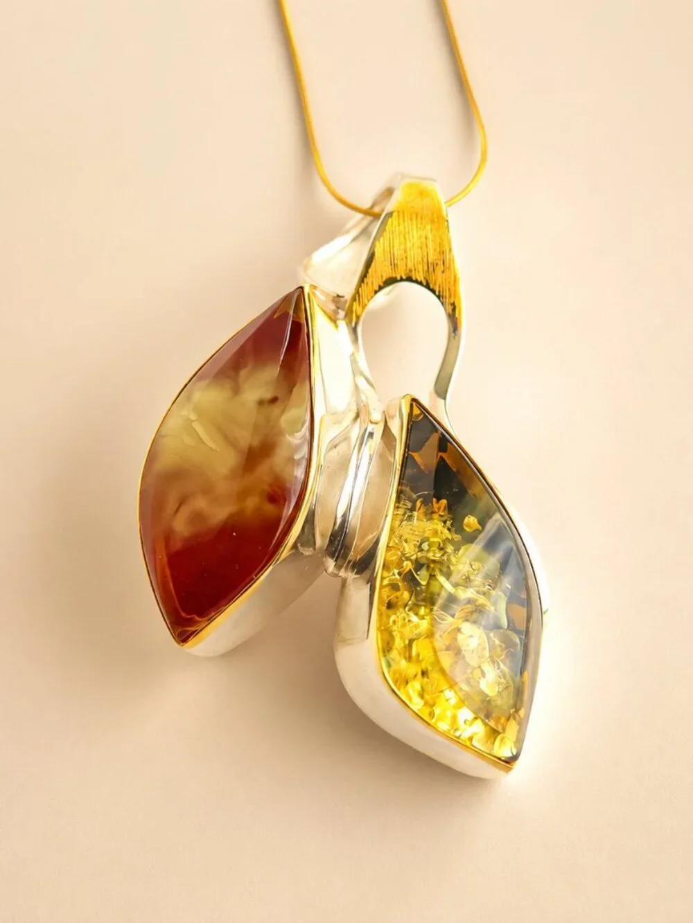 Tomosz Artszok Handmade Baltic Amber Pendant Necklace - Sterling Silver 14k Gold - Picture 4 of 6
